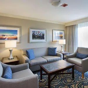 Doubletree By Hilton Airport-westshore Hotel